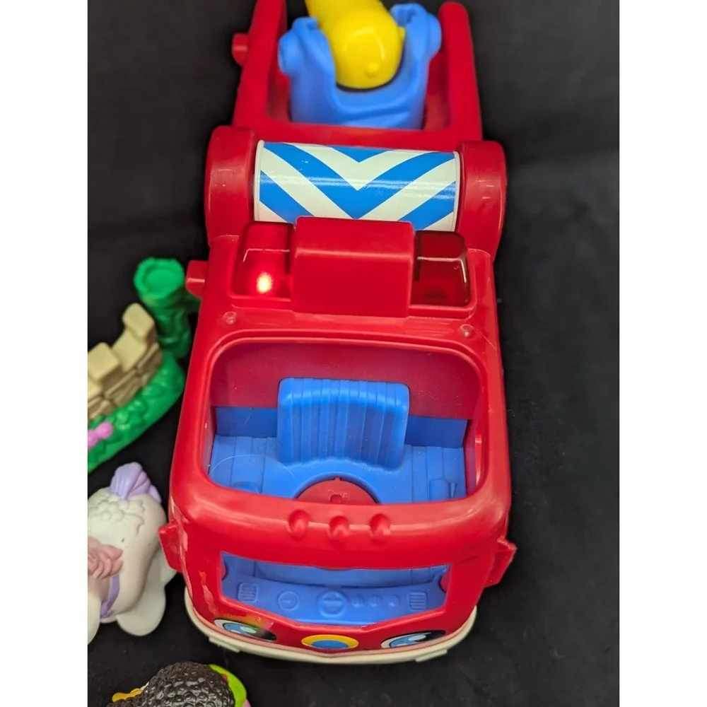 Lot of Mattel Fisher-Price Little People Fire Truck Concrete Mixer Car Princess